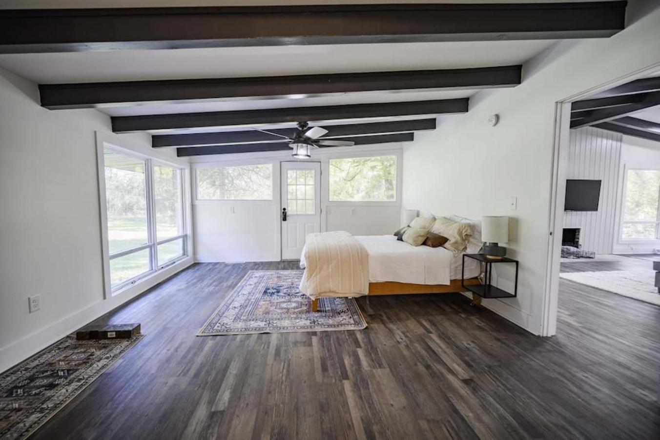 Gorgeous Renovated Home With Large & Private Lot Winchester 外观 照片