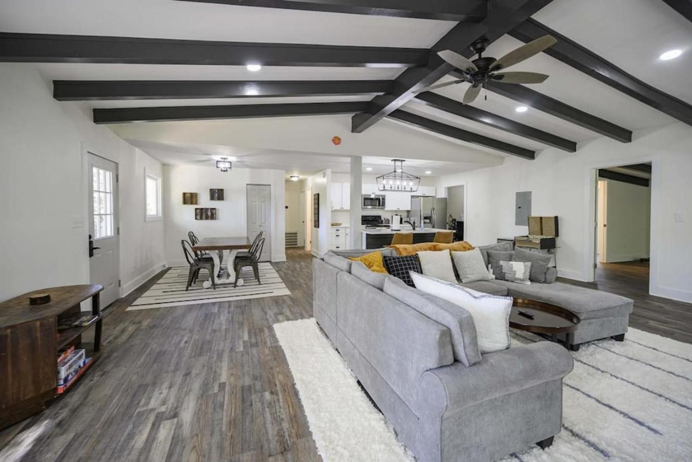 Gorgeous Renovated Home With Large & Private Lot Winchester 外观 照片
